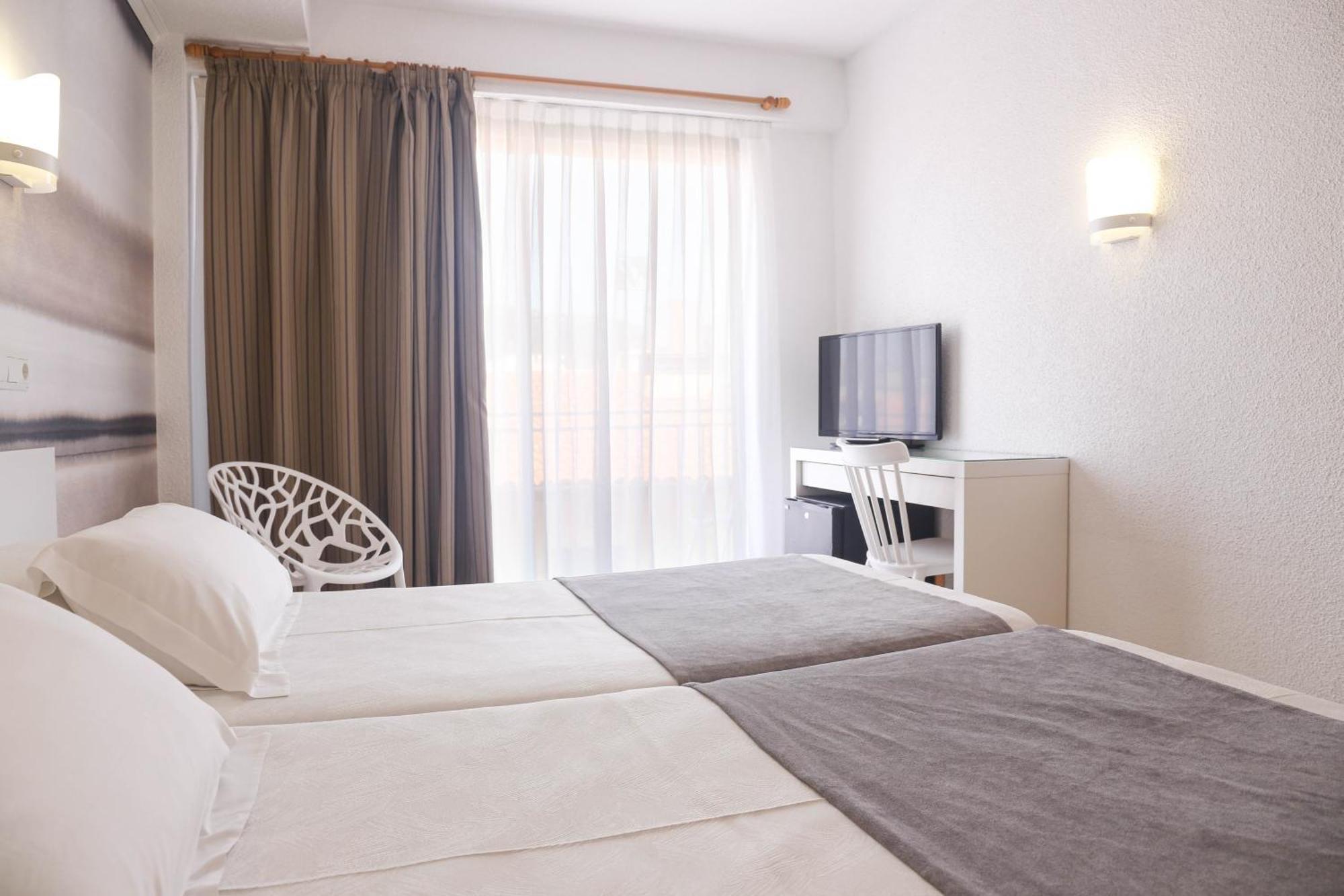 Kaktus Hotel Volga - Adults Recommended Calella Ngoại thất bức ảnh
