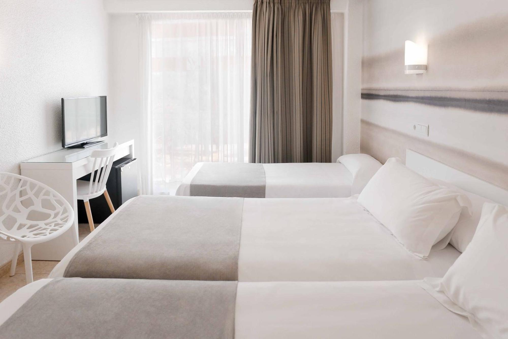 Kaktus Hotel Volga - Adults Recommended Calella Phòng bức ảnh